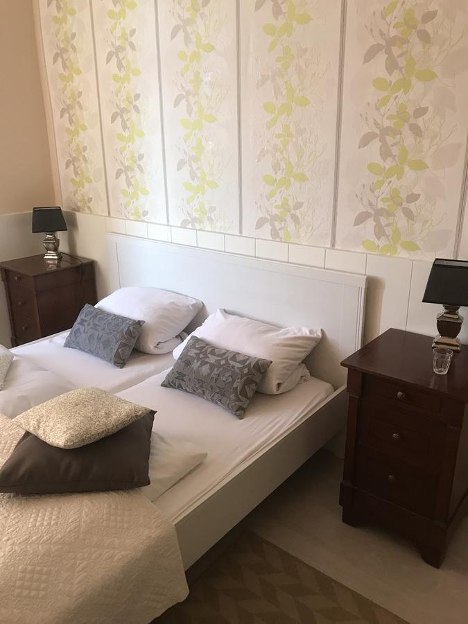 Elbhotel Bleckede Eksteriør billede